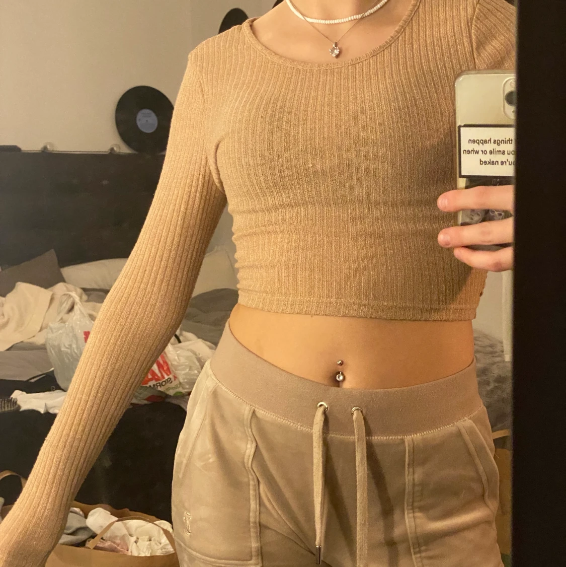 Tröja med knytning i ryggen - 90