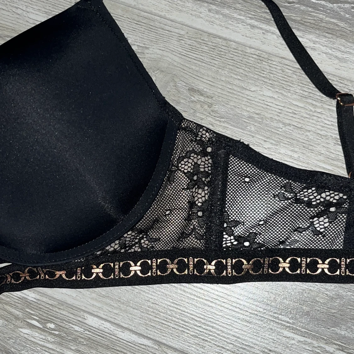 Skitsnygg oanvänd bh - 90