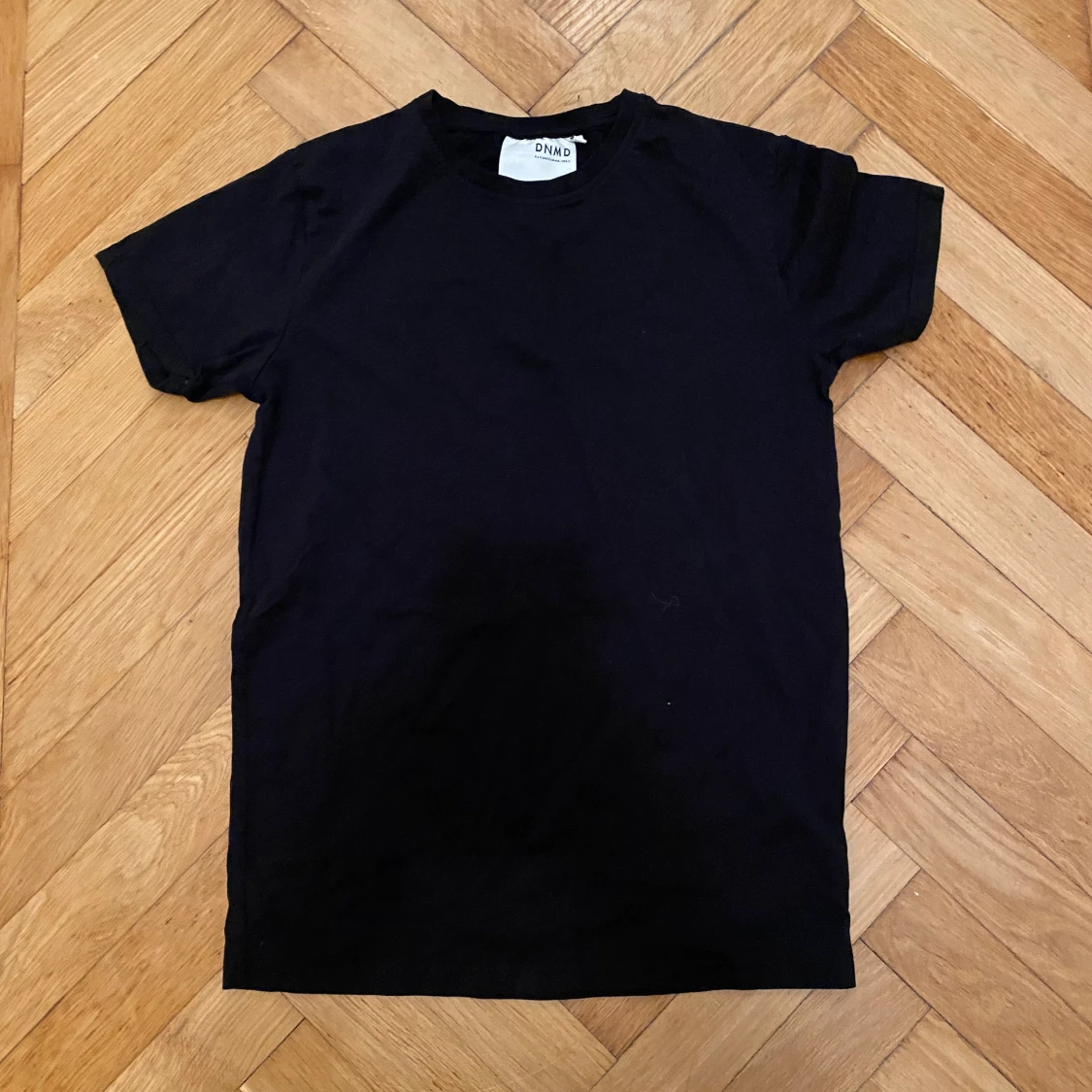 Svart t shirt - 90