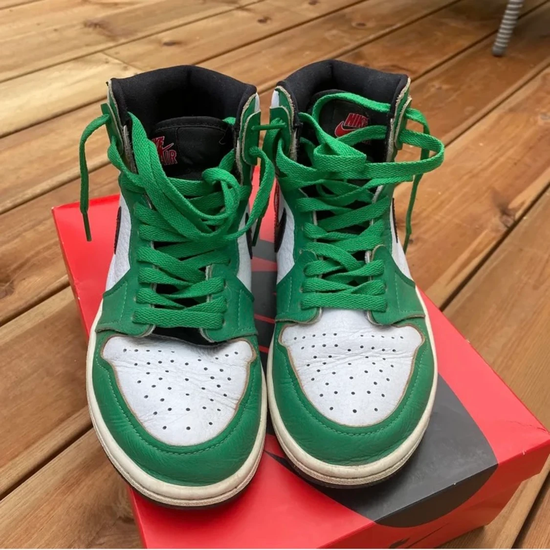 Air Jordan 1 high luck green