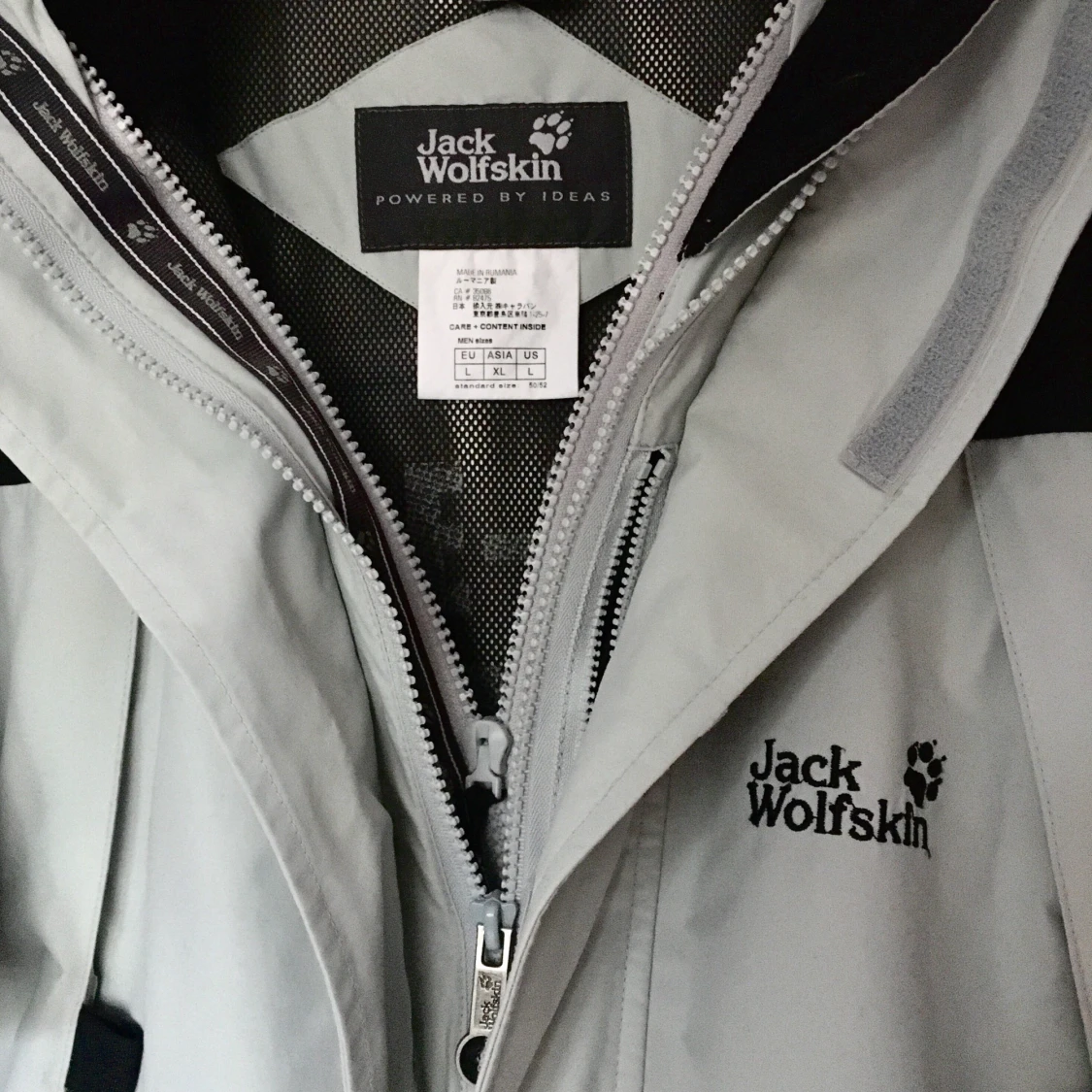 Jacka från Jack Wolfskin  - 90