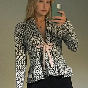 Kofta - Odd Molly kofta nyskick andvänd 1 gång Storlek 0 (xs)