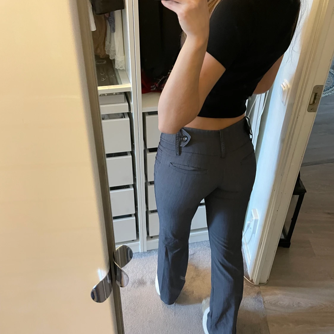 Lågmidjade kostymbyxor - 90