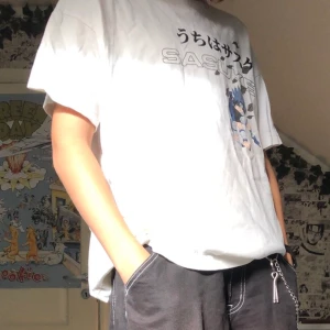 Naruto t-shirt - Sasuke från Naruto merch t shirt strlk s