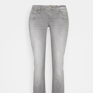 Ltb jeans!!!😍😍 - Säljer dessa eftertraktade och slutsålda ltb jeansen som är lågmidjade. Alltid slut i de flesta storlekar!!💘 KOLLA JÄTTEGÄRNA MINA ANDRA ANNONSER!!