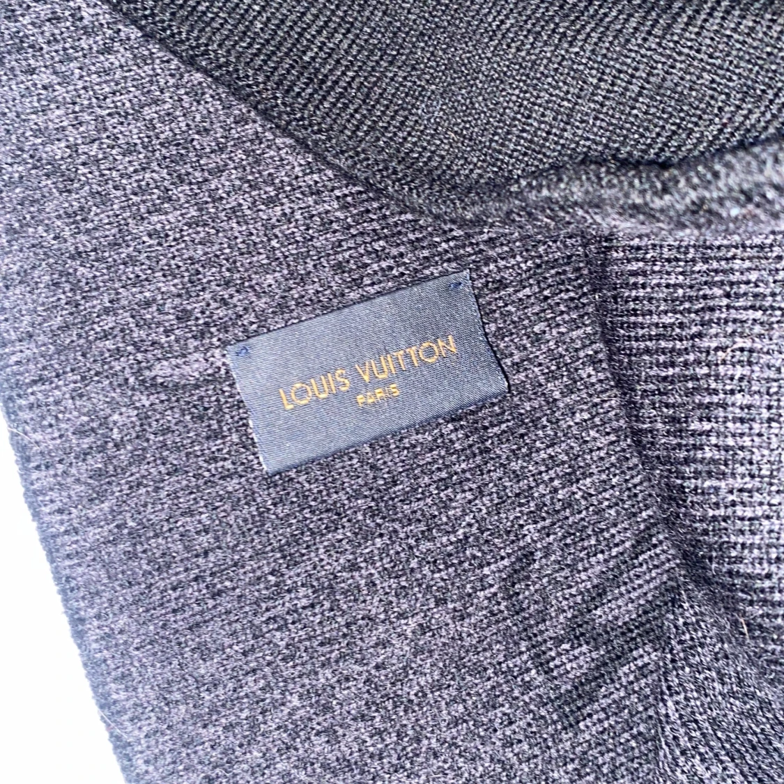 Louis Vuitton mössa  - 90