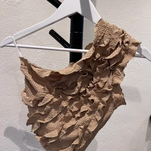 Topp - Beige topp från shein, aldrig använd 