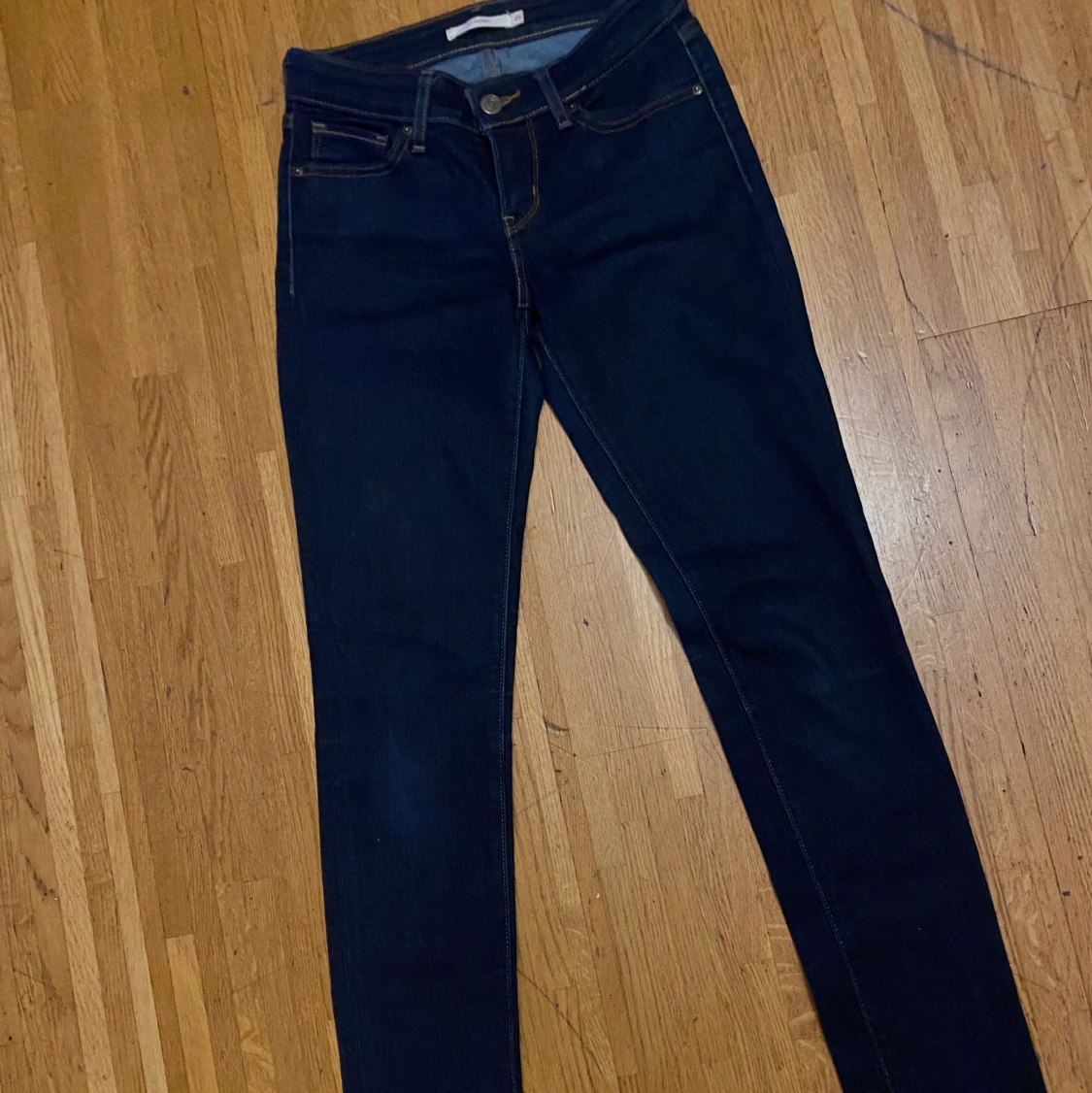 Nya Levis jeans  - 91