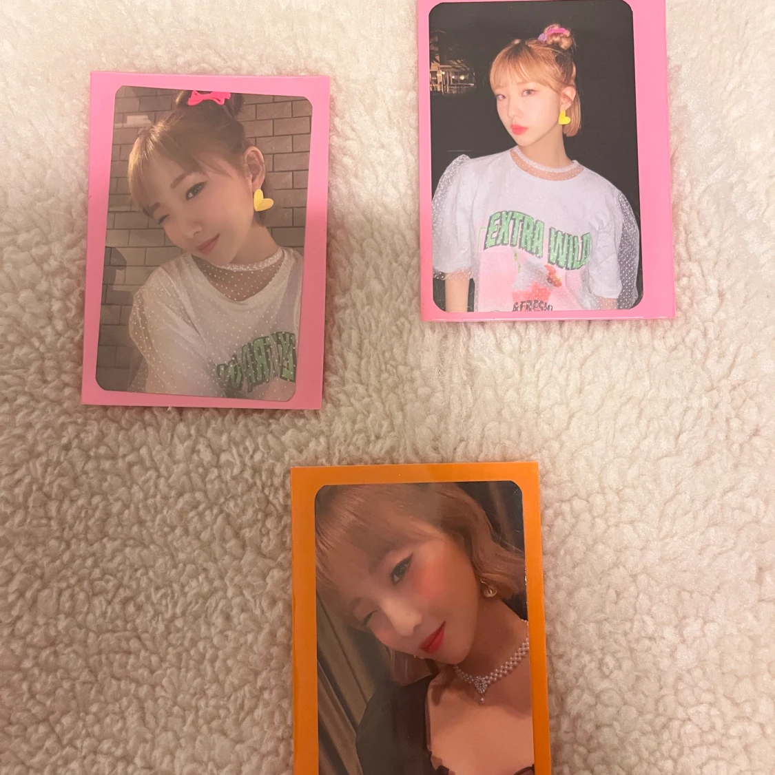 Yeojin Loona photocards