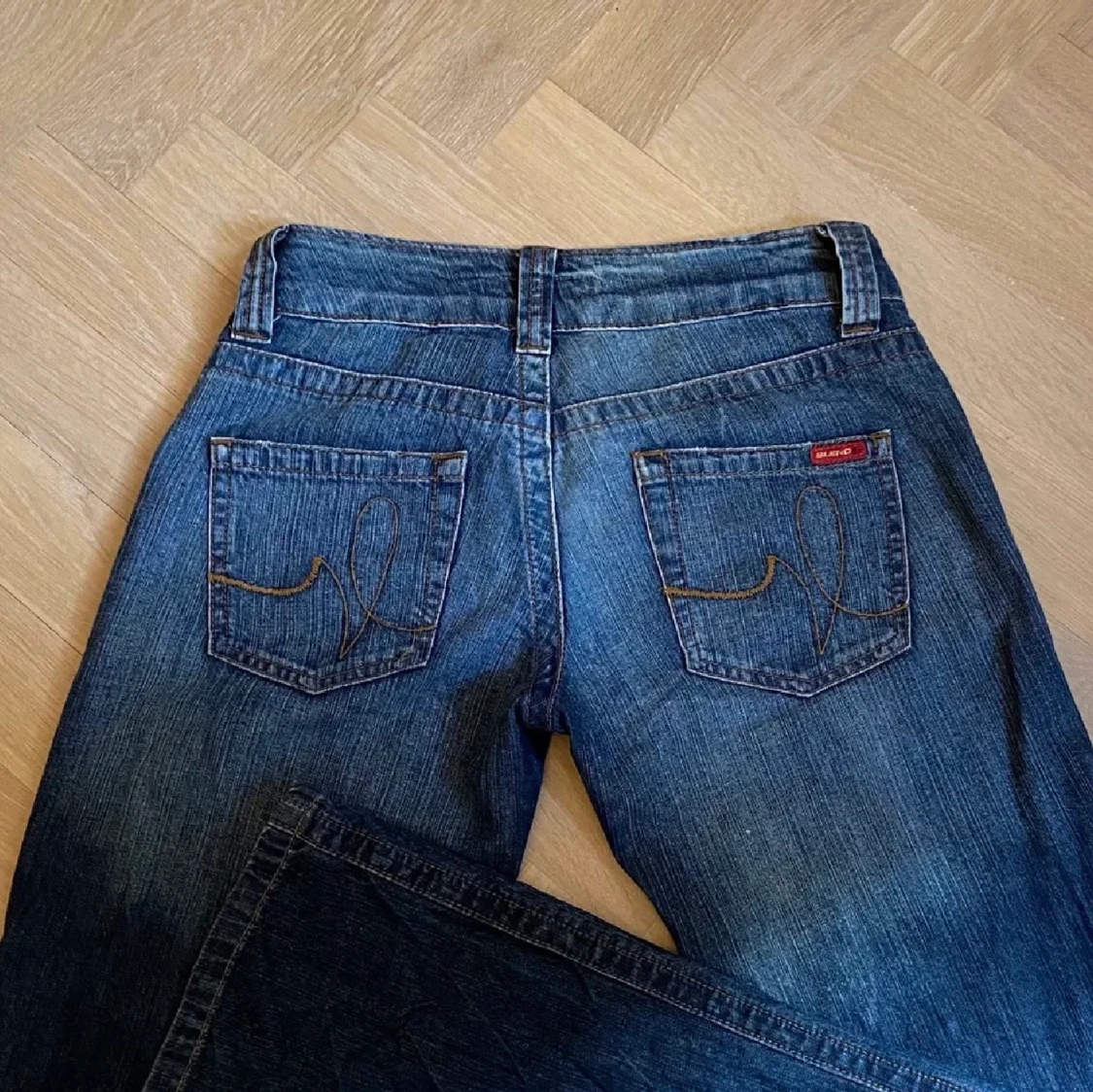 lågmidjade jeans  - 90