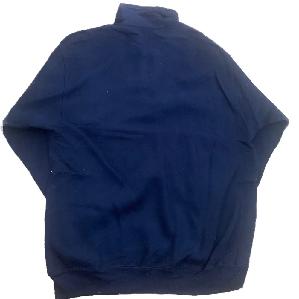 ✅ Vintage  Sweatshirt                                                            ✅ Size: Large                                                                                           ✅ Condition: 10//10 . Hoodies.