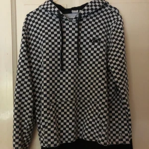 Vans hoodie - Vans hoodie i strl m Fråga om du undrar något eller vill ha mer bilder