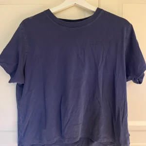 Levis tröja - Helt oanvänd Storlek: S Pris 80kr + frakt