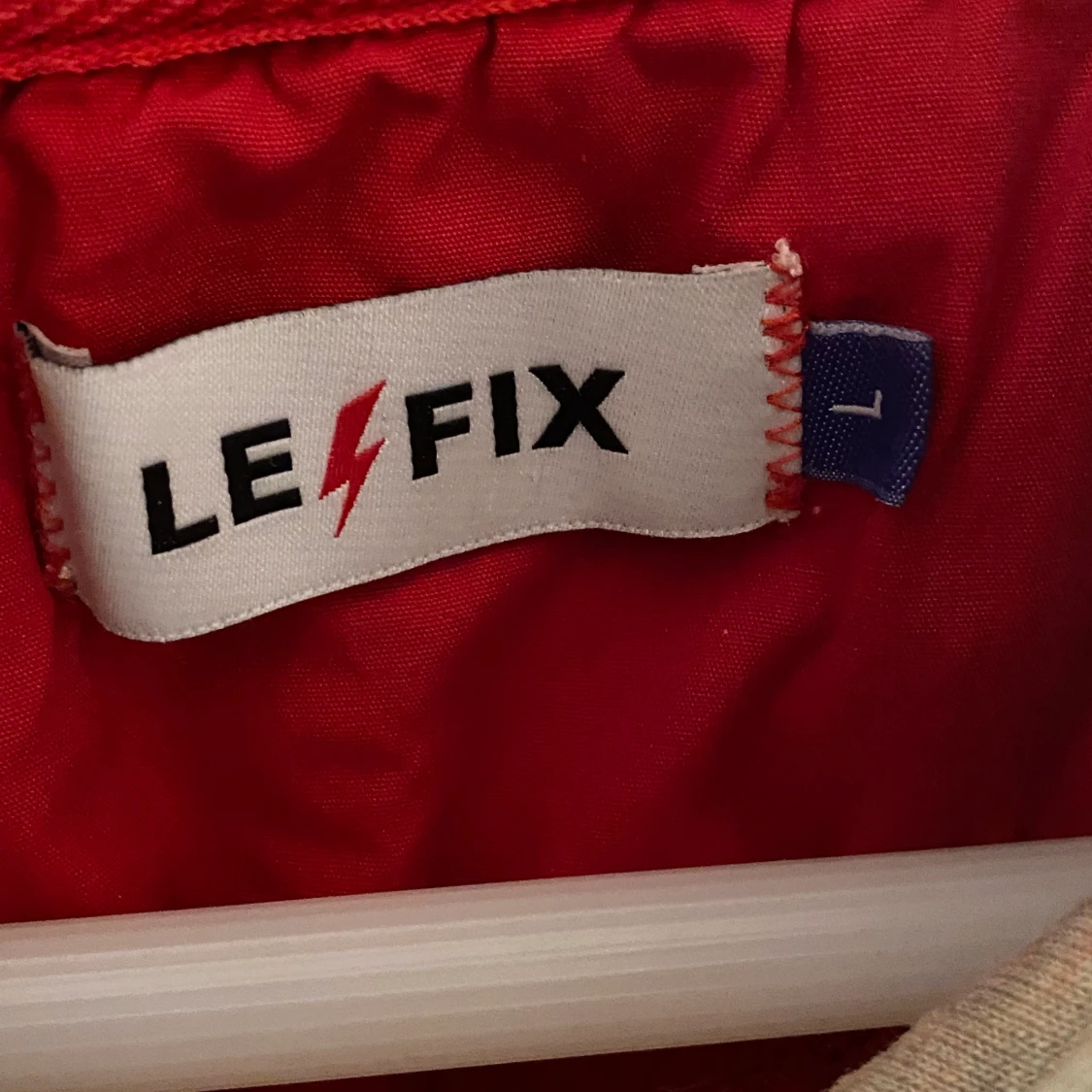 Le Fix “Jasperhood”, Large. - 91