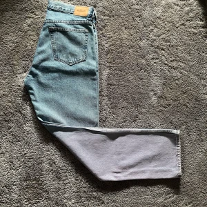 Weekday jeans - Aldrig använda på grund av att dem ej passar mig.  Meddela för intresse !