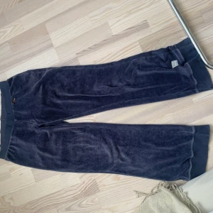 Oddmolly - Oddmolly byxor, kontakta mig vid eventuella frågor 🙌🏻
