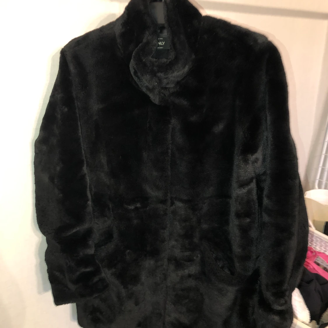 Pälsjacka (fuskpäls)