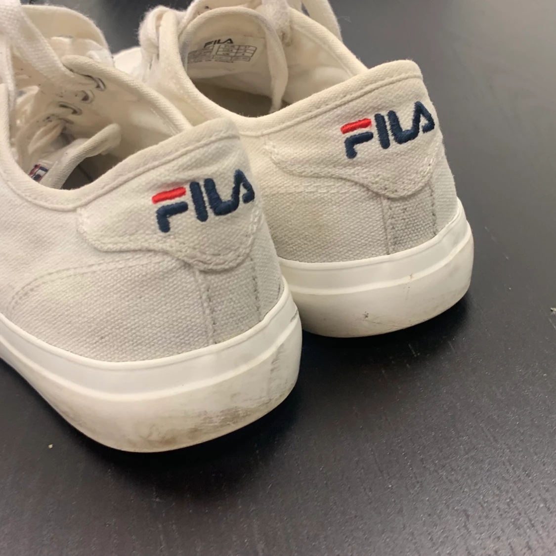Fila skor  - 90