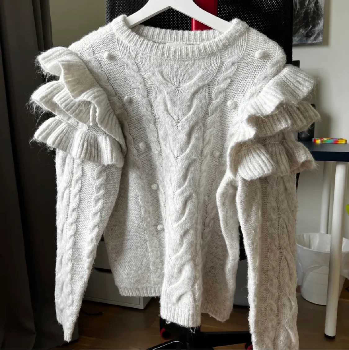 Stickad tröja
