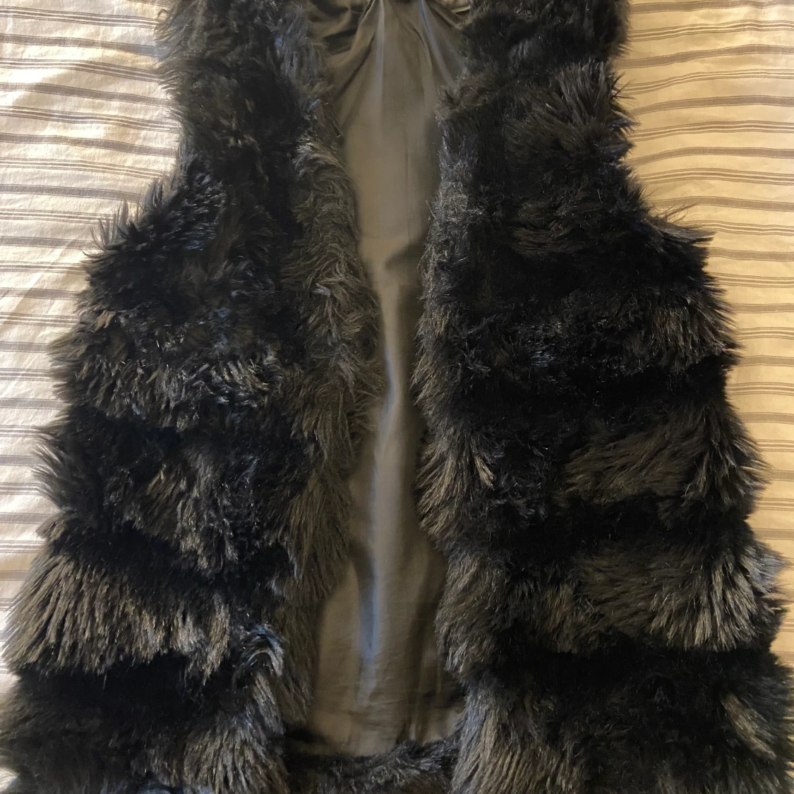 faux fur väst - 90