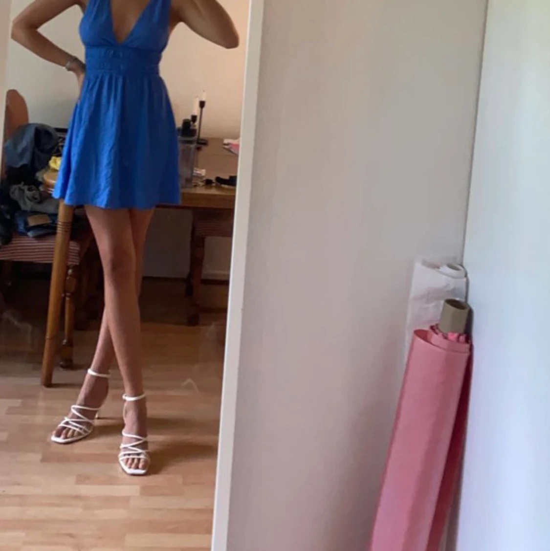 Blå klänning från Pull and Bear