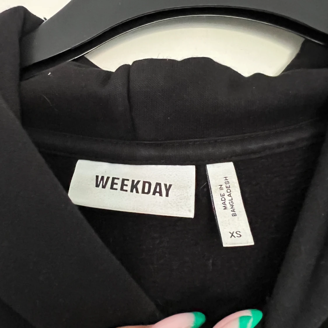 Weekday hoddie - 90