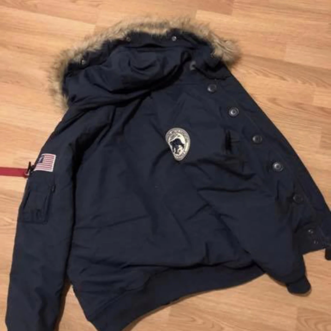 Alpha industri  - 90