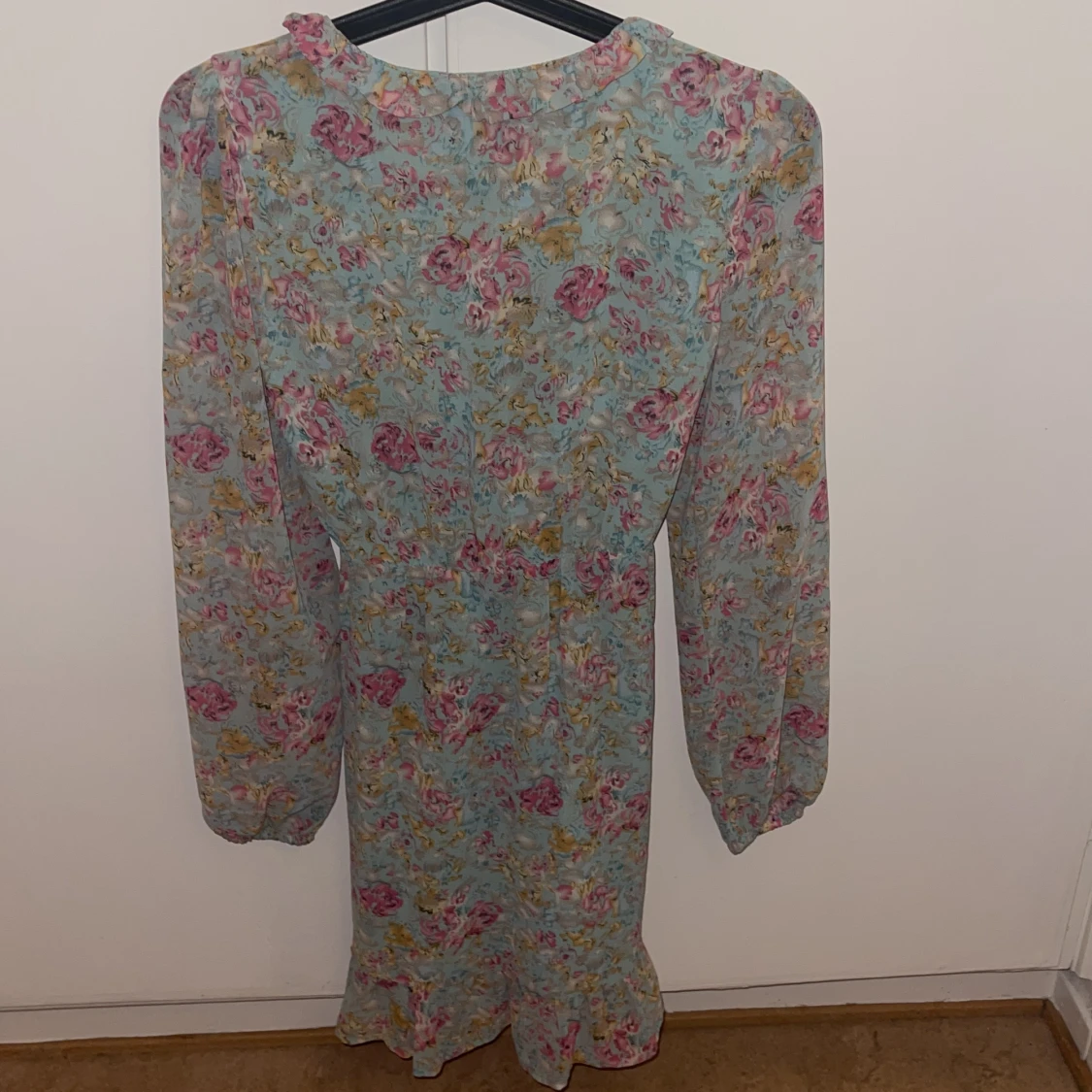 NA-KD klänning - 91