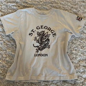 Brandy Melville tröja - Lägger upp denna igen pågrund av oseriös köpare💗 Nyskick! 