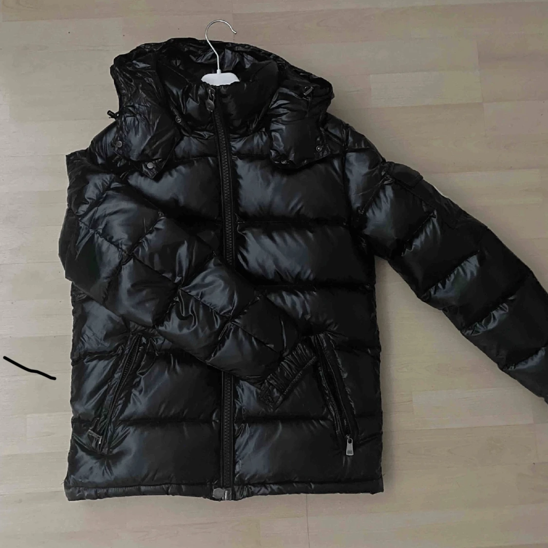 Moncler Maya (bytes mot strl 2 helst)