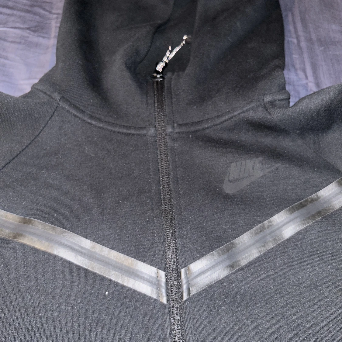 NIKE TECH BLACK  - 90