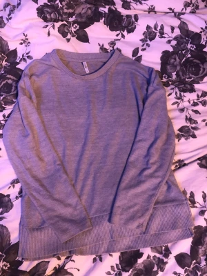 Tunnare tröja - Jätte skön långarmad tröja