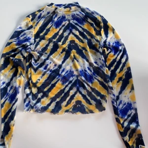 S - Ska sälja dessa, kommer inte till användning. Är lite genomskinlig men jätte snygg🤍