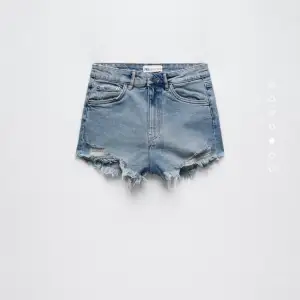 Skit snygga shorts från zara som inte kommer till användning . Helt nya m prislapp kvar. ✨💕 köparen står för frakten 📦