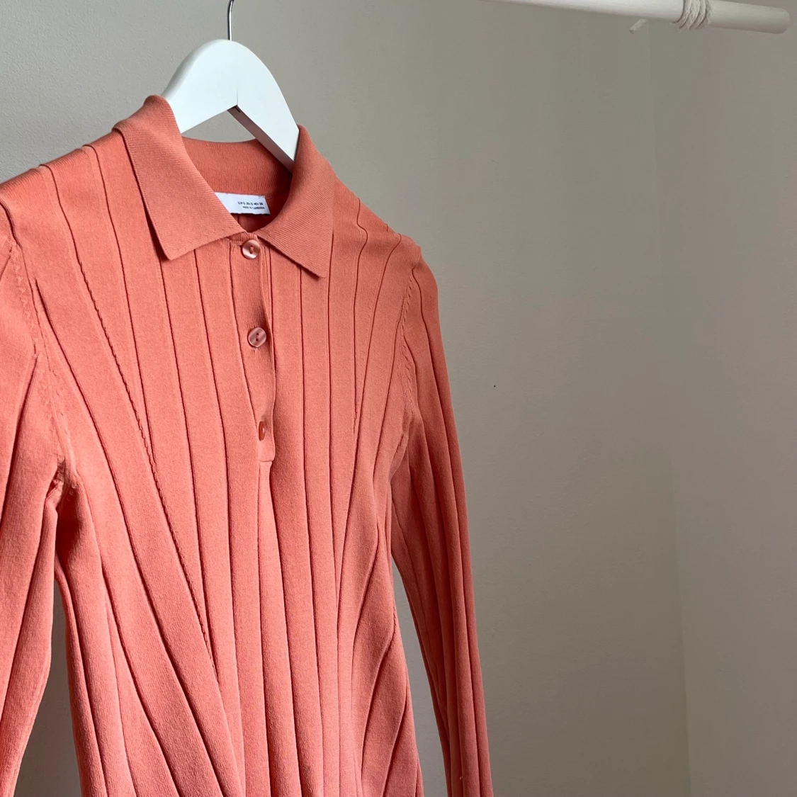 ROSA/RÖD TRÖJA - 90