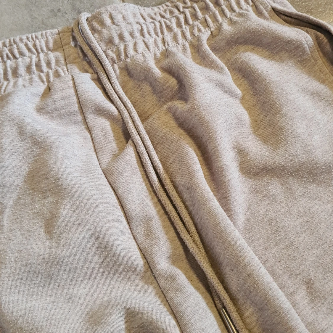 Beige sweatpants  - 91