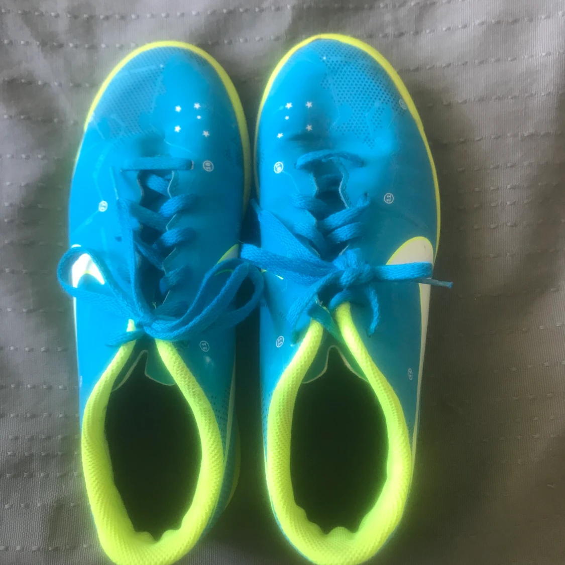  Nike Mercurials fotbollsskor 