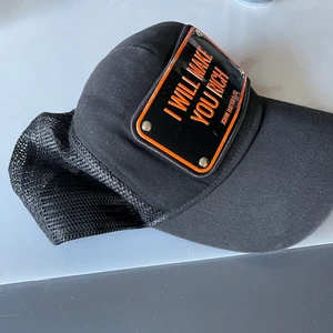 John hatter & co keps - Skick 5/10. Kan mötas i Stockholm. Har inte box varken påse. Pris kan diskuteras