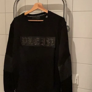 Strl M - Helt ny aldrig använt