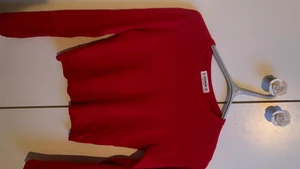 Tröja - Säljer denna fina tröja från pull & bear andvänd typ 1-2 gånger!❤️ skriv privat för fler bilder!❤️👌