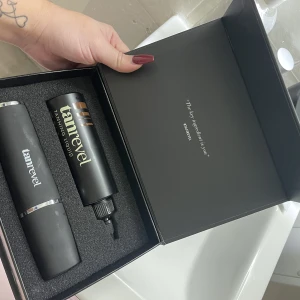 TANREVEL PRO  - Använd men häften av färgen finns i flaskan. Hittar ej laddaren därför jag säljer den billigt. 