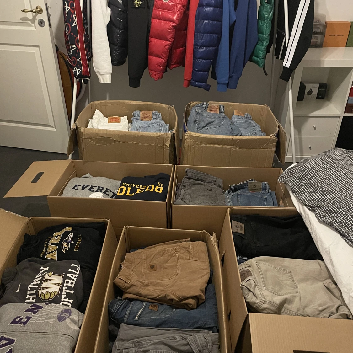 Bulk vintage kläder 130+ plagg