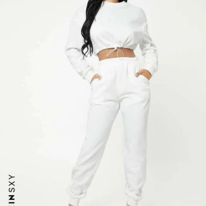 Mjukis set NY - Oanvänt mjukis set med lappar på  Storlek M 