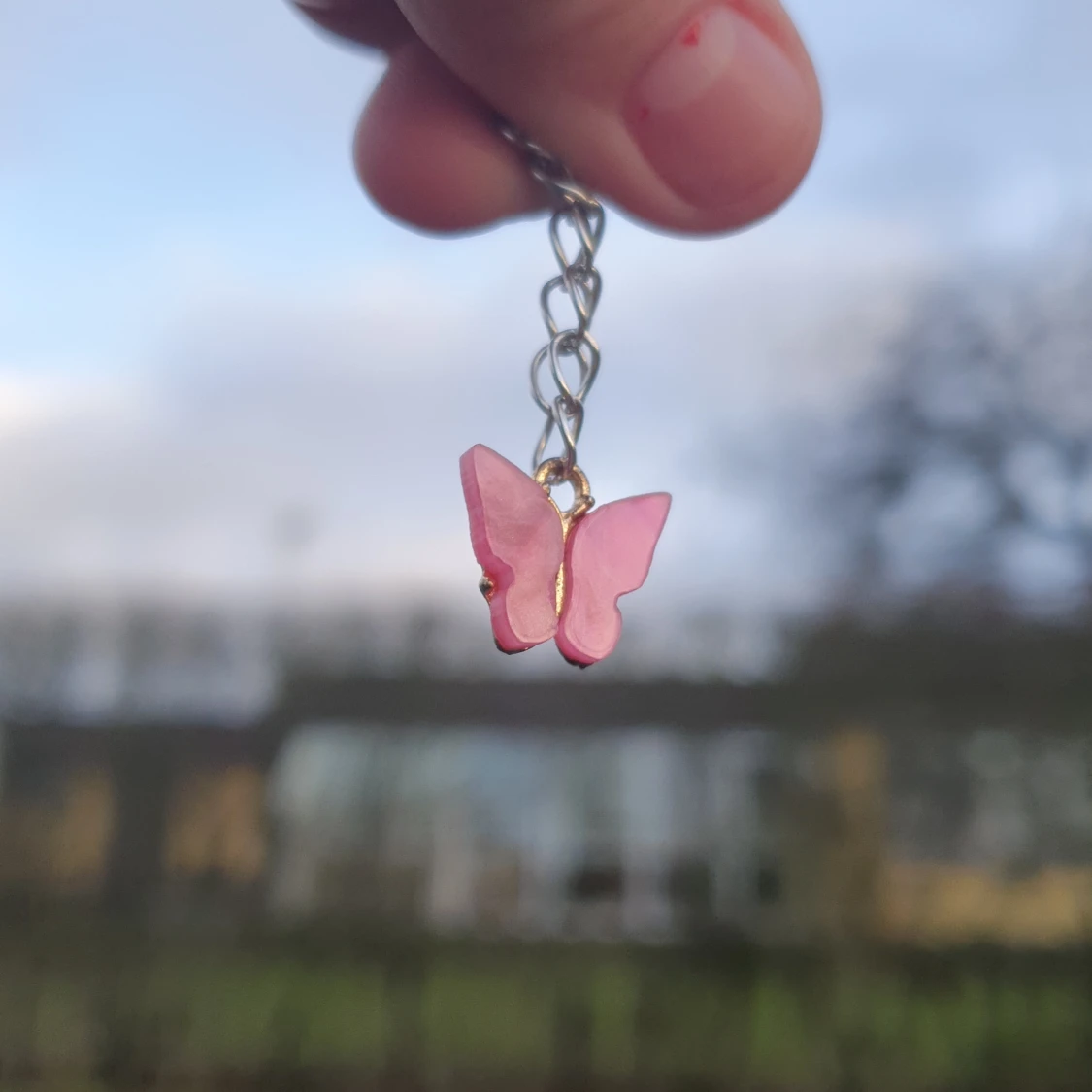 Fjärils halsband  - 90