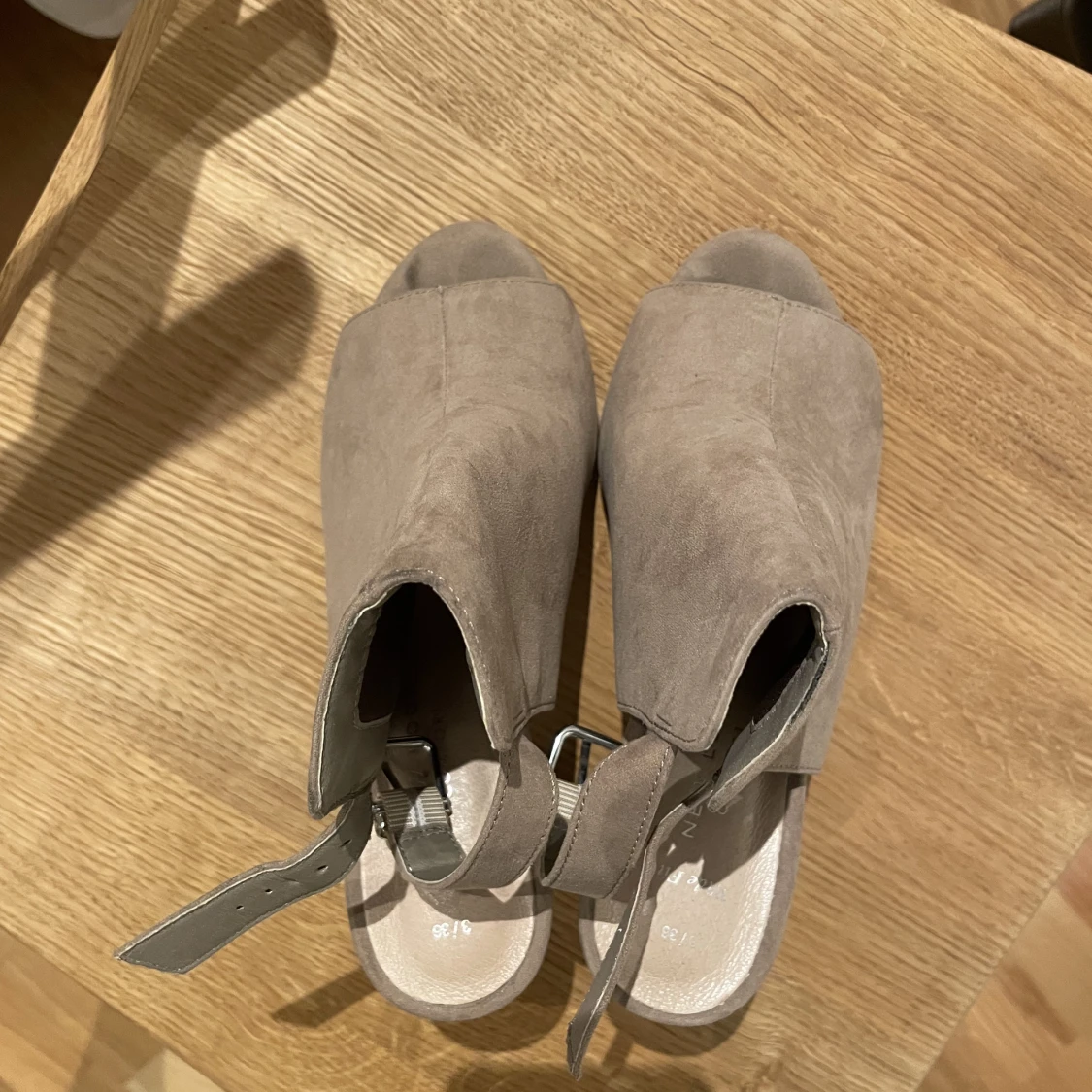 Beiga mocka klackar - 91