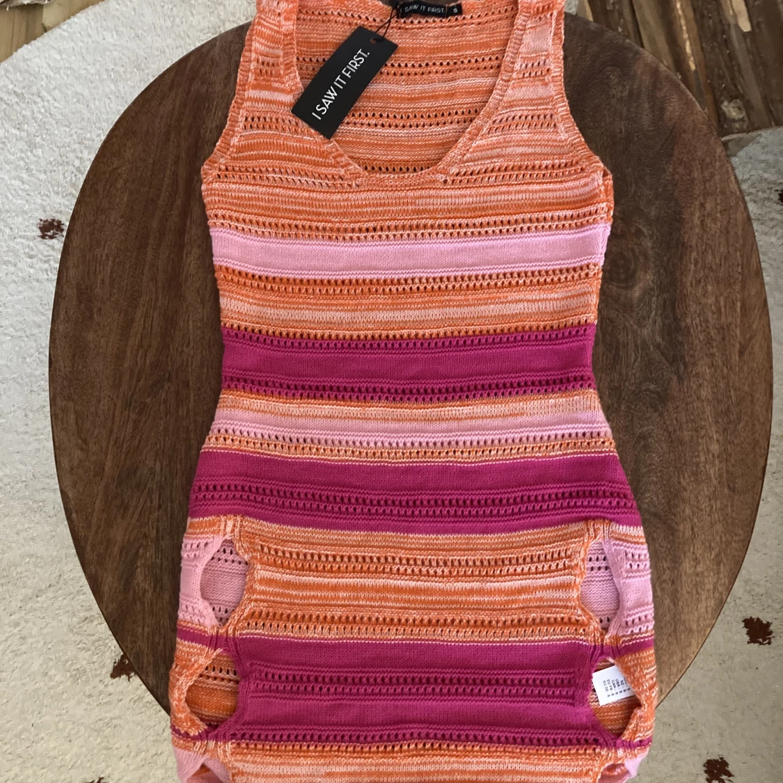 Klänning oanvänd i förpackning