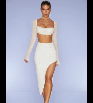 Klänning  - En klänning från oh polly storlek M Helt ny aldrig använt taggarna finns kvar 