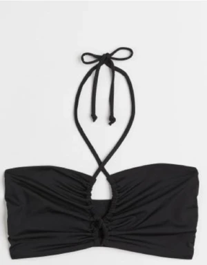 Bikini  - Bikini topp från hm. Nypris: 200kr