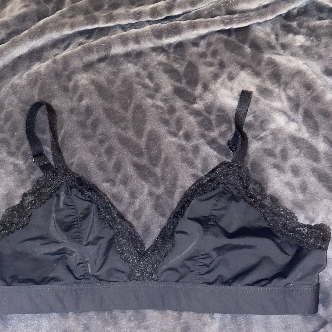 Bh, utan bygel med spets - 90