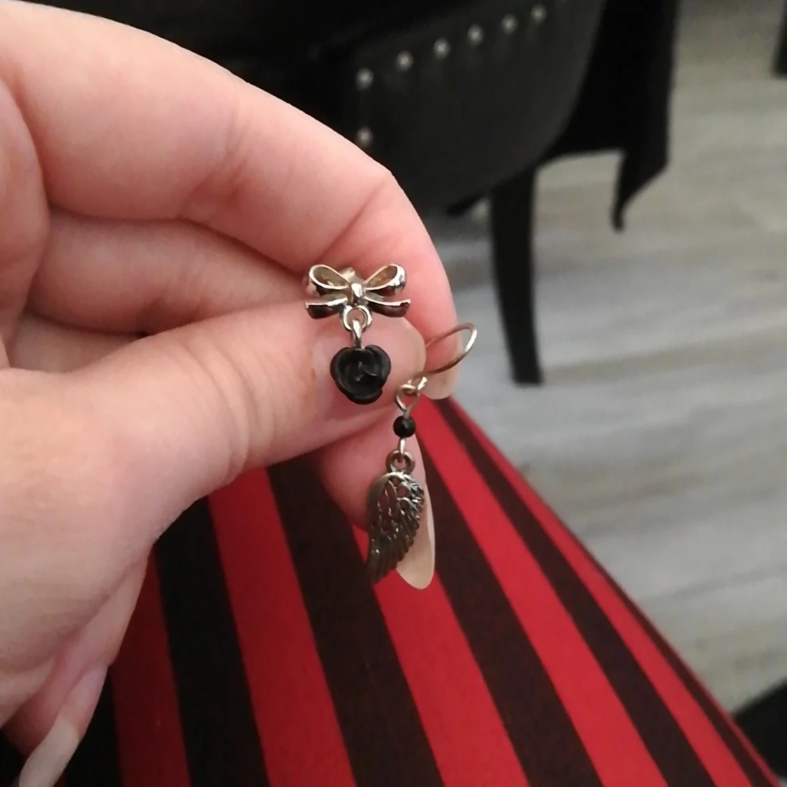 Uda örhängen 10 kr